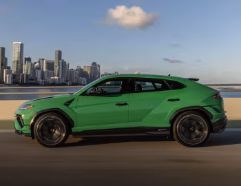 2023–24 Lamborghini Urus Performante [North America] '2022–24