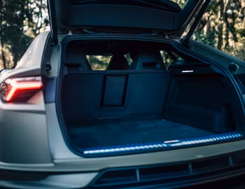Porta-malas Lamborghini Urus S [Japan] '2023–24