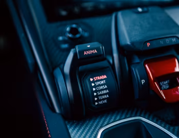 Interior Lamborghini Urus S [Japan] '2023–24