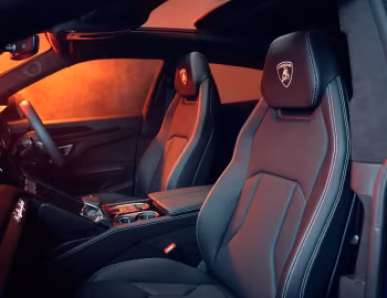 Interior Lamborghini Urus S [RHD] '2022–24
