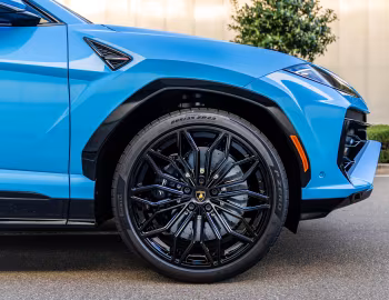 2025–pr. Lamborghini Urus SE [North America] '2024–pr.