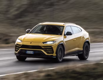 Lamborghini Urus Shiny Black Package [UK-spec] '2018–22