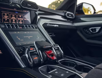 Interior 2019–22 Lamborghini Urus Shiny Black Package [North America] '2018–22