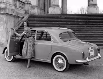 Lancia Appia 2ª Serie (C10) '03.1956–02.1959