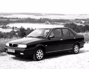 Lancia Dedra [UK-spec] (835) '1990–92