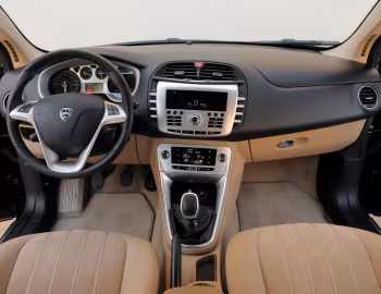 Panneau avant Lancia Delta (844) '2011–13