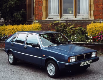 Lancia Delta [UK-spec] (831) '1979–82