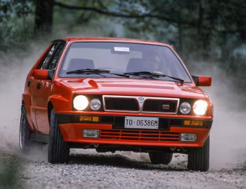 Lancia Delta HF integrale 16v (831) '1989–91