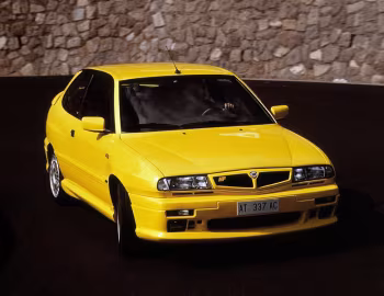 Lancia δ HPE 2.0 HF (836) '1997–99