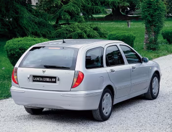 Lancia Lybra SW (839) '1999–2005