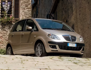 Lancia Musa (350) '2004–07