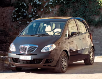Lancia Musa (350) '2004–07
