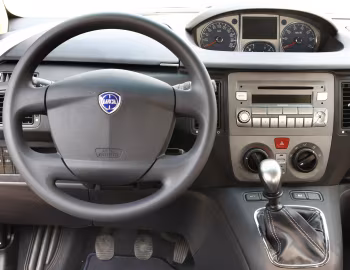 Panneau avant Lancia Musa (350) '2007–12
