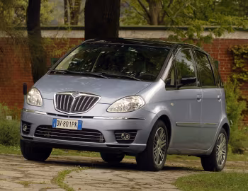Lancia Musa Ecochic (350) '2009–12