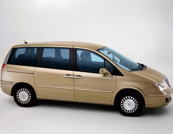 Lancia Phedra (180) '2002–08
