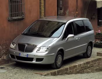 Lancia Phedra (180) '2002–08
