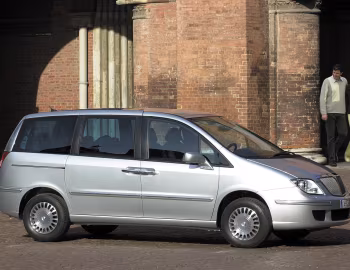 Lancia Phedra (180) '2002–08