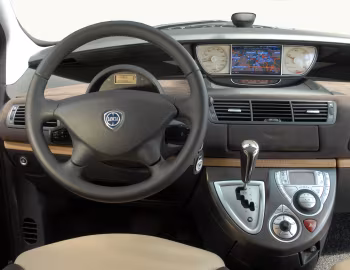 Panneau avant Lancia Phedra (180) '2008–10