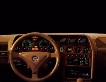 Panneau avant Lancia Thema 8·32 (834) '1986–88