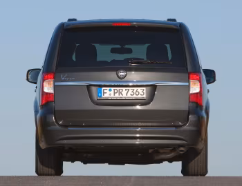 Lancia Voyager (404) '2011–15