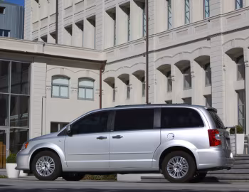Lancia Voyager (404) '2011–15