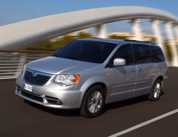 Lancia Voyager (404) '2011–15