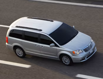 Lancia Voyager (404) '2011–15