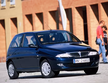 Lancia Y LS (840) '2000–02