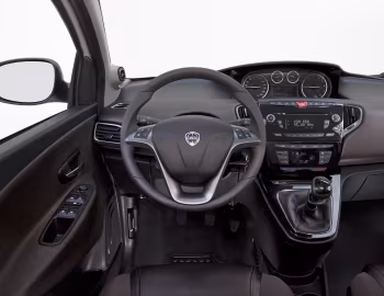 Торпедо Lancia Ypsilon (846) '2011–15