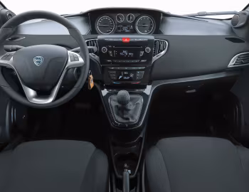 Торпедо Lancia Ypsilon "30th Anniversary" (846) '03–09.2015