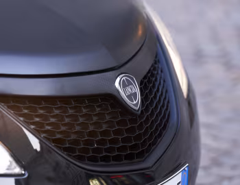 Lancia Ypsilon "Black and Noir" (846) '05.2019–03.2020