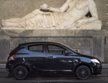 Lancia Ypsilon "Black and Noir" (846) '05.2019–03.2020