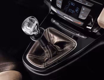 Интерьер Lancia Ypsilon Diamond (846) '09.2011