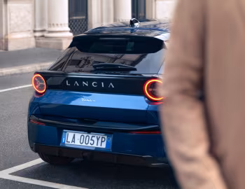Lancia Ypsilon Edizione Limitata Cassina Elettrica (821) '2024–25