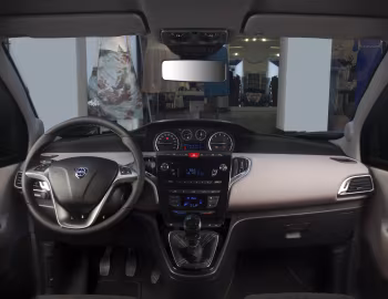 Торпедо Lancia Ypsilon "ELLE" (846) '10.2014–09.2015