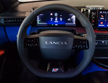 Торпедо Lancia Ypsilon HF Line Ibrida (821) '2025–н.в.