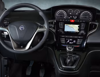 Торпедо Lancia Ypsilon Hybrid EcoChic "Maryne" (846) '03.2020–02.2021