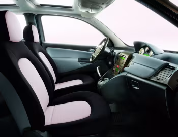Интерьер Lancia Ypsilon Limited Edition (843) '11.2004