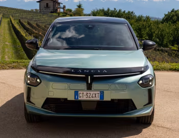 Lancia Ypsilon LX Elettrica (821) '2024–pr.