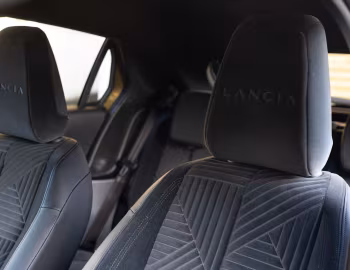 Intérieur Lancia Ypsilon LX Ibrida (821) '2024–pr.