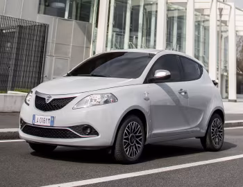 Lancia Ypsilon "Mya" (846) '04.2016–02.2018