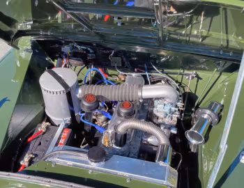 Sob o capô 1955 Land Rover 107 Utility [RHD] (5776)