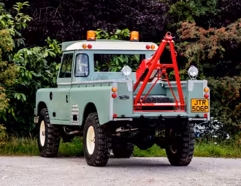 Land Rover 109 1-ton Utility tow truck [UK-spec] (266-00183C) '1976