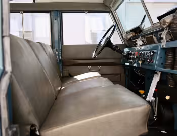 Interior 1962–71 Land Rover 109 Station Wagon [LHD] (264) '1961–71