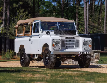 1973 Land Rover 109 "Wildlife Edition" [LHD] (920)