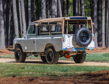 1973 Land Rover 109 "Wildlife Edition" [LHD] (920)
