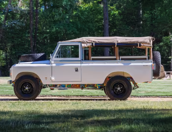 1973 Land Rover 109 "Wildlife Edition" [LHD] (920)