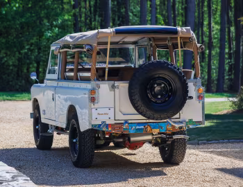1973 Land Rover 109 "Wildlife Edition" [LHD] (920)
