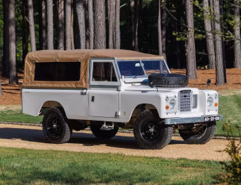 1973 Land Rover 109 "Wildlife Edition" [LHD] (920)