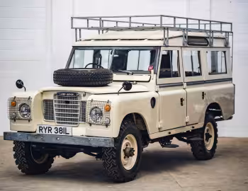 Land Rover 109 Station Wagon [UK-spec] (946) '1971–75